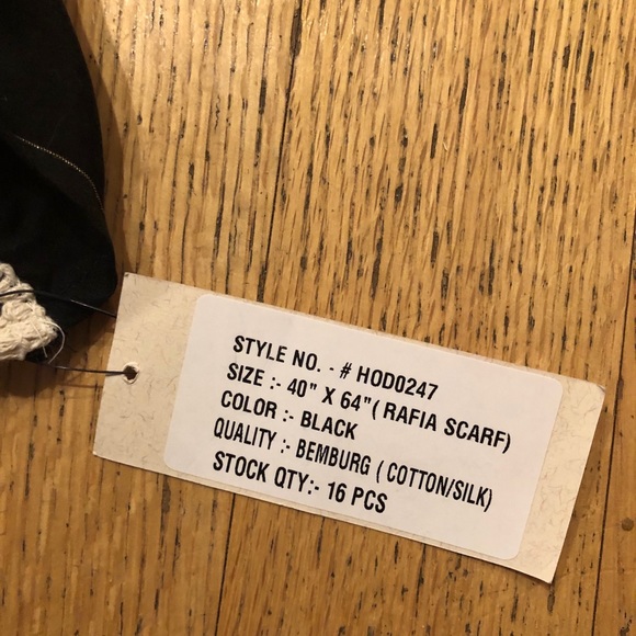 NWOT Vismaya open side cover up - Picture 5 of 7